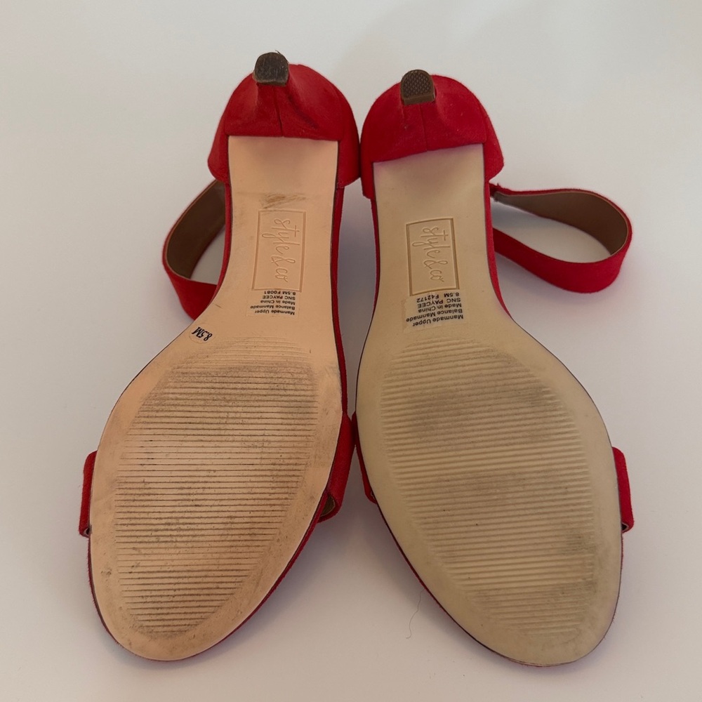 Style & Co. Scarlet Red Suede Heels Size 8 1/2 M - Picture 8 of 8
